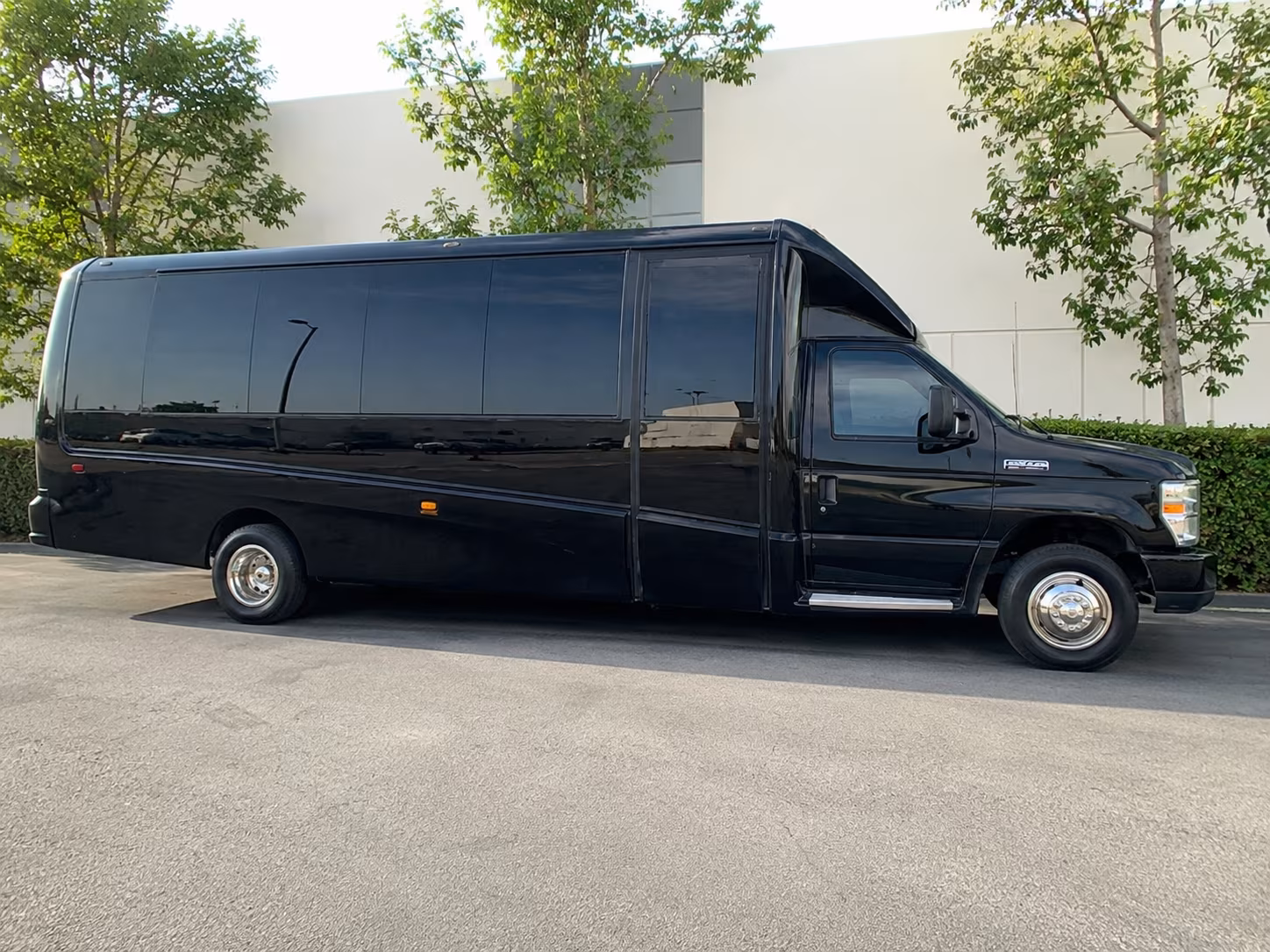rent a field trip bus to college station museums and science centers